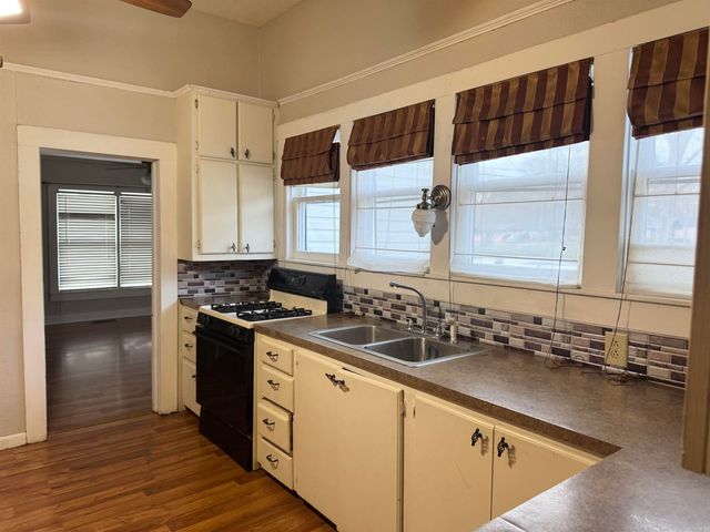 412 W Pike Street, Des Arc, AR 72040