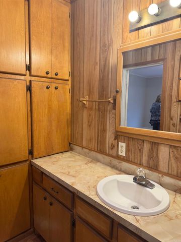 412 W Pike Street, Des Arc, AR 72040