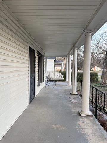 412 W Pike Street, Des Arc, AR 72040