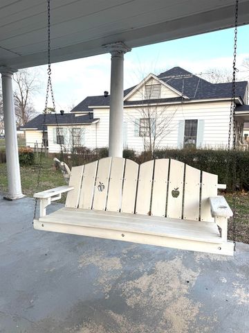 412 W Pike Street, Des Arc, AR 72040