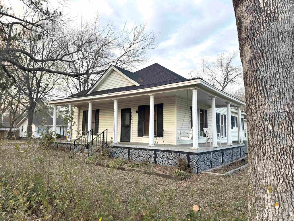 412 W Pike Street, Des Arc, AR 72040