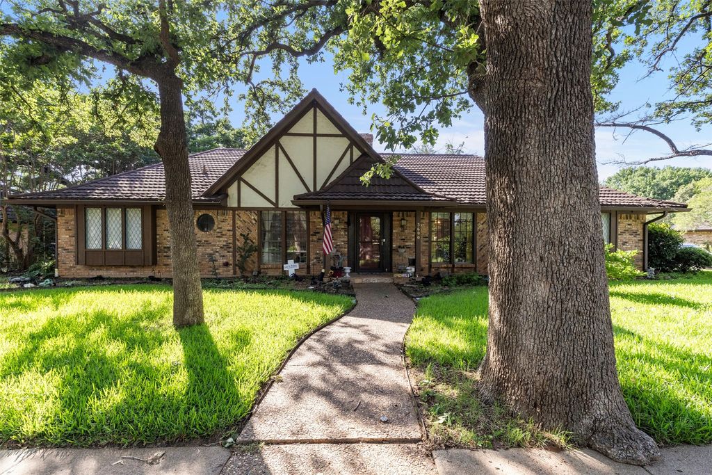 3600 Lake Pontchartrain Drive, Arlington, TX 76016