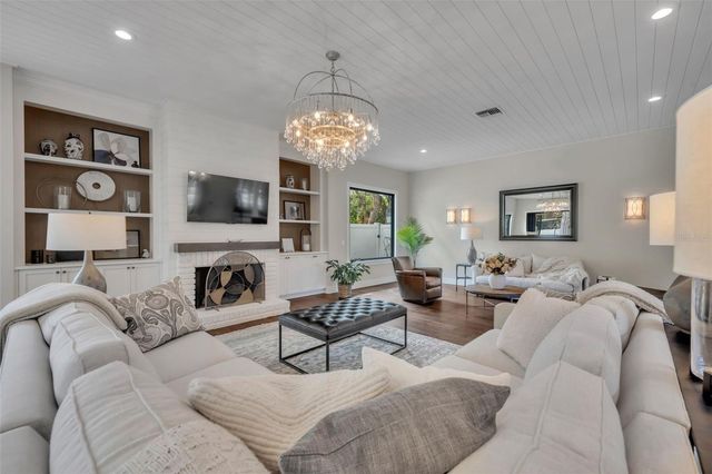 2423 VIA SIENNA, Winter Park, FL 32789