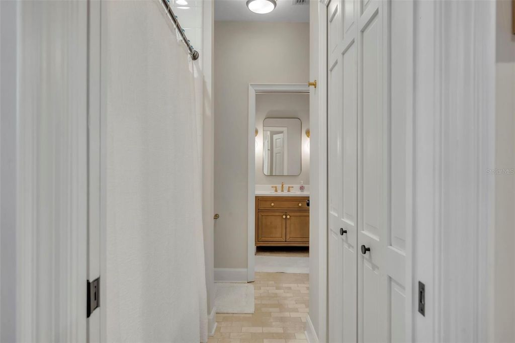 Image 29 of property listing at 2423 VIA SIENNA, Winter Park, FL 32789