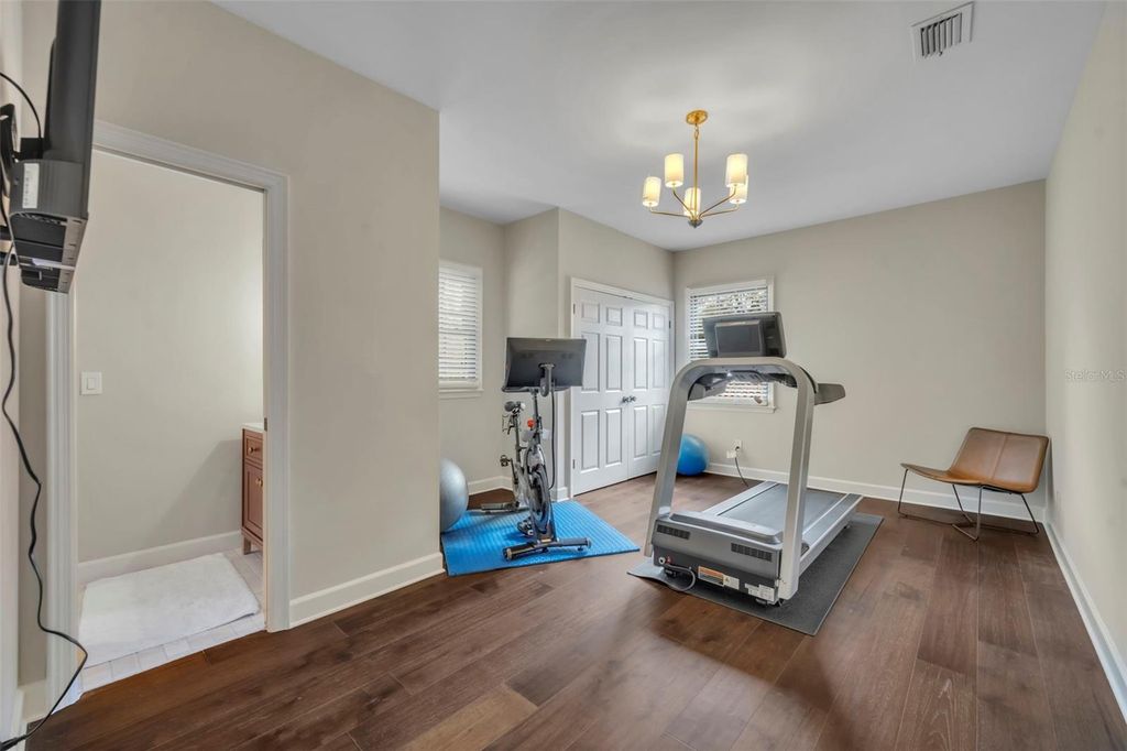 Image 30 of property listing at 2423 VIA SIENNA, Winter Park, FL 32789