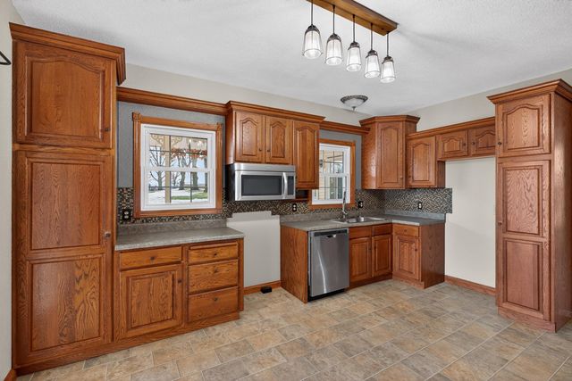 704 6th Street, Traer, IA 50675