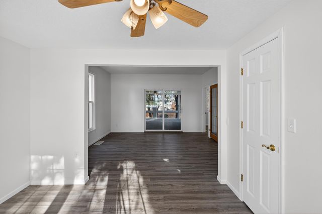 704 6th Street, Traer, IA 50675