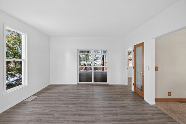 704 6th Street, Traer, IA 50675