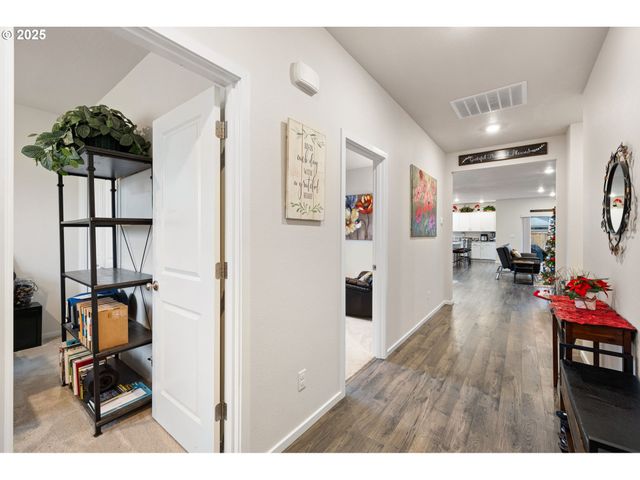 1633 ZOE Ave, Eugene, OR 97404