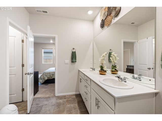 1633 ZOE Ave, Eugene, OR 97404