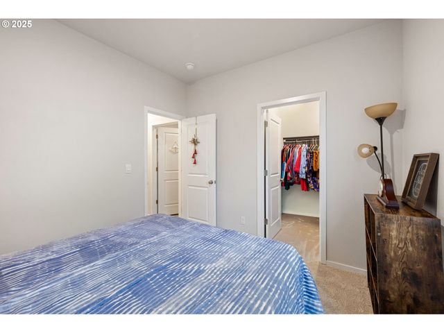 1633 ZOE Ave, Eugene, OR 97404