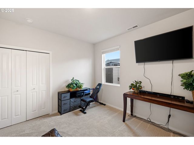 1633 ZOE Ave, Eugene, OR 97404