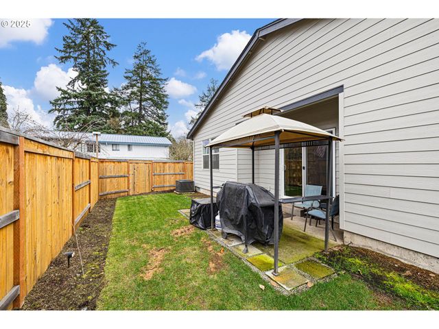 1633 ZOE Ave, Eugene, OR 97404