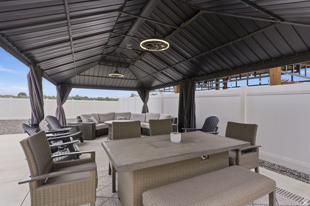 578 S WATERWAY RD, Lehi, UT 84043