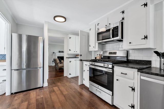 13 Silver Street, West Harwich, MA 02671