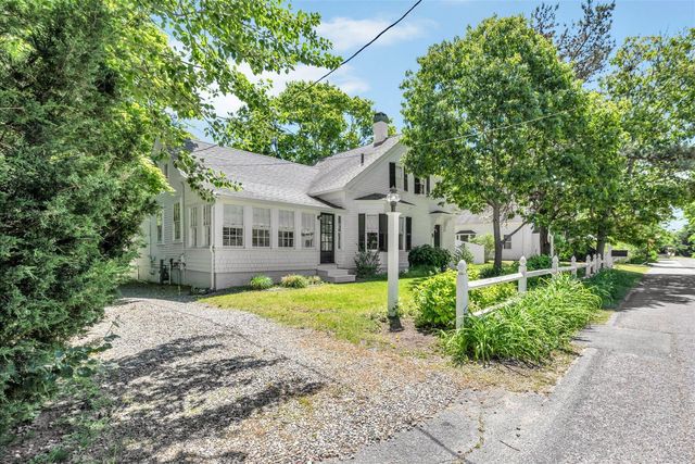 13 Silver Street, West Harwich, MA 02671