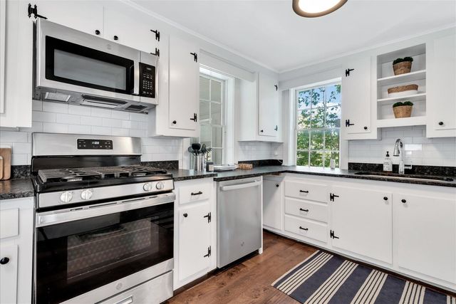 13 Silver Street, West Harwich, MA 02671