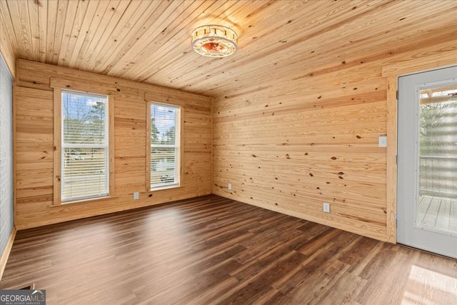 208 Bartlett Avenue, Roanoke, AL 36274