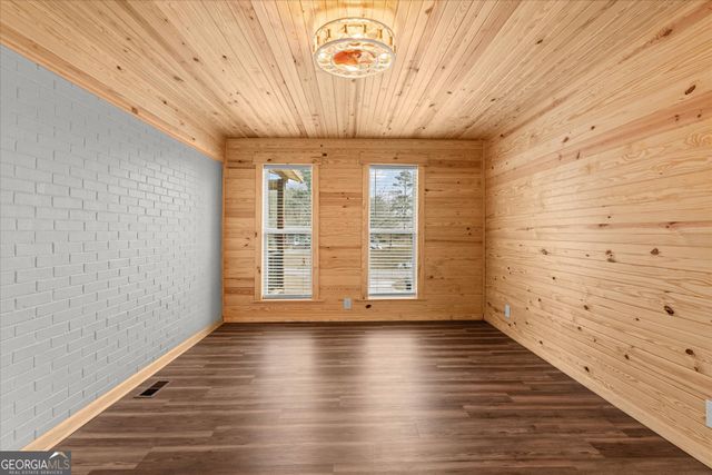 208 Bartlett Avenue, Roanoke, AL 36274