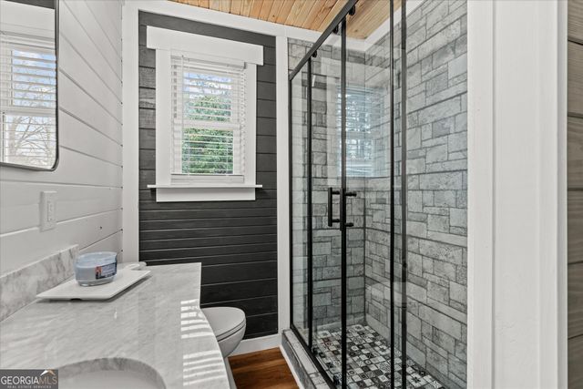 208 Bartlett Avenue, Roanoke, AL 36274