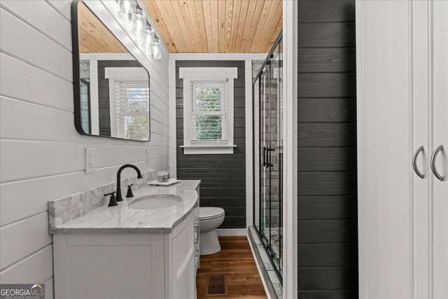 208 Bartlett Avenue, Roanoke, AL 36274