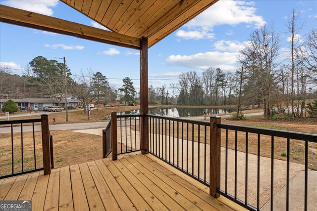 208 Bartlett Avenue, Roanoke, AL 36274