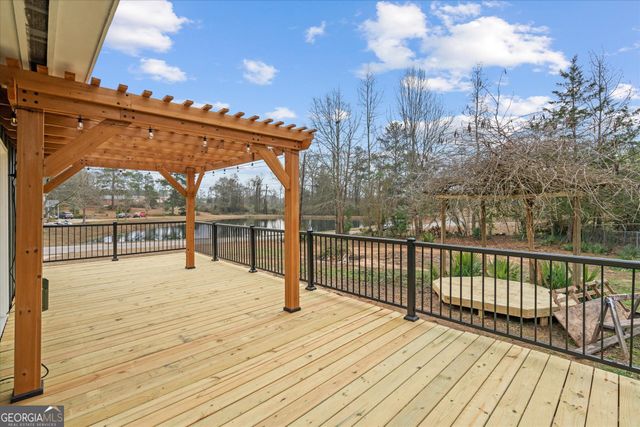 208 Bartlett Avenue, Roanoke, AL 36274