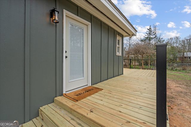 208 Bartlett Avenue, Roanoke, AL 36274