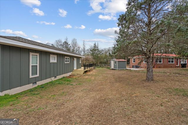 208 Bartlett Avenue, Roanoke, AL 36274