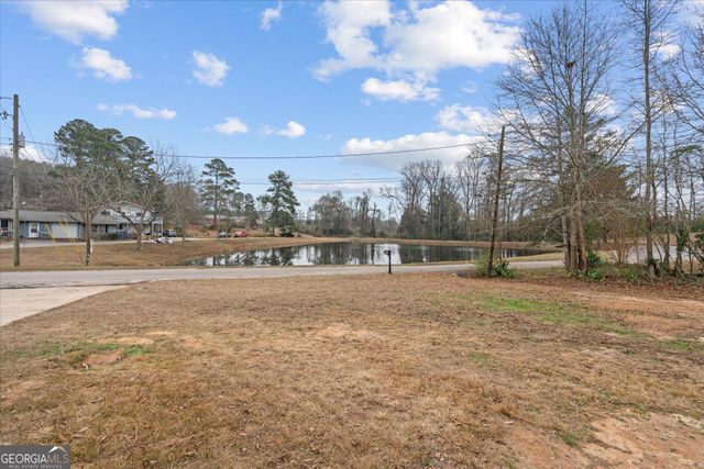 208 Bartlett Avenue, Roanoke, AL 36274