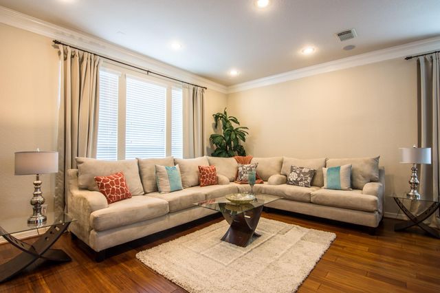 3002 Clearview Circle, Houston, TX 77025