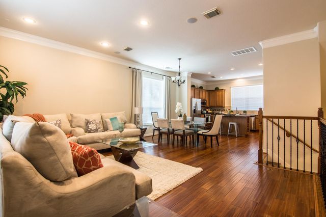 3002 Clearview Circle, Houston, TX 77025