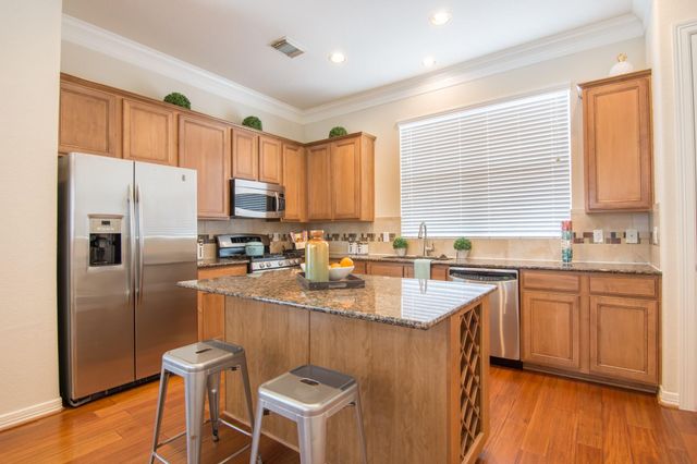 3002 Clearview Circle, Houston, TX 77025