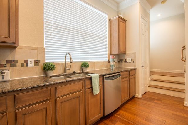 3002 Clearview Circle, Houston, TX 77025