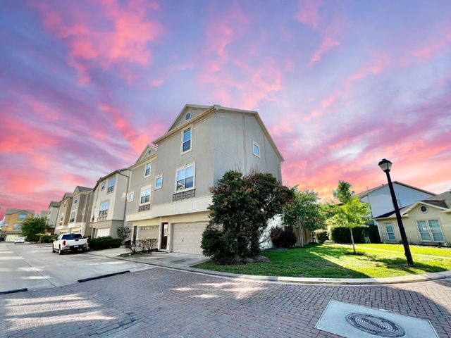 3002 Clearview Circle, Houston, TX 77025