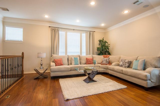 3002 Clearview Circle, Houston, TX 77025