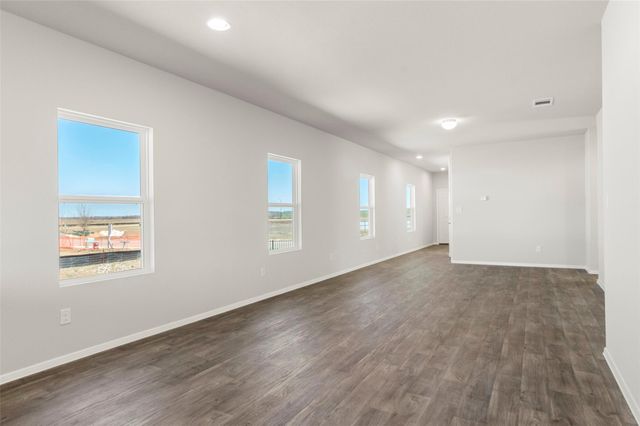 224 Barley LN, Elgin, TX 78621