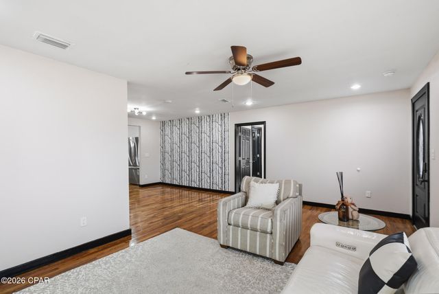 1808 Chestnut Avenue, Panama City, FL 32405