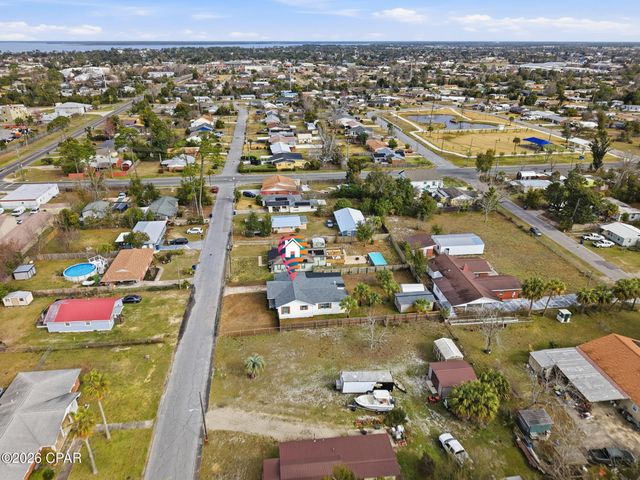 1808 Chestnut Avenue, Panama City, FL 32405