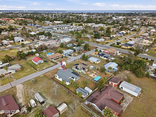 1808 Chestnut Avenue, Panama City, FL 32405