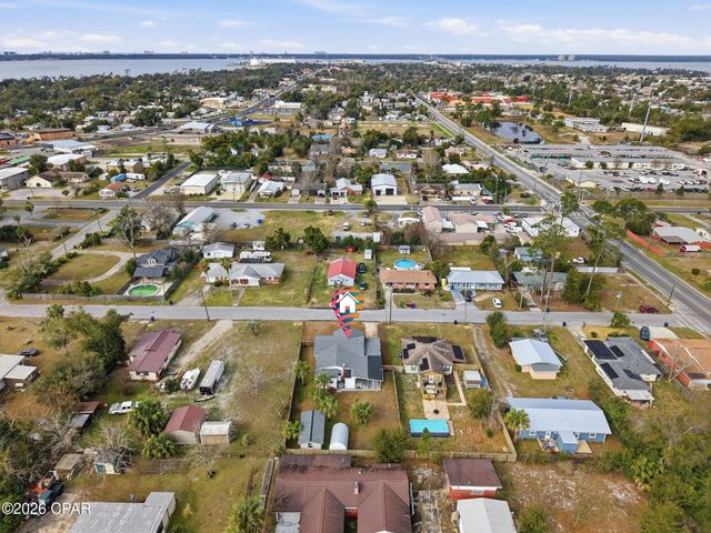 1808 Chestnut Avenue, Panama City, FL 32405