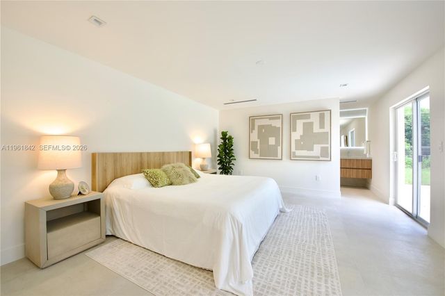 49 NW 108th St, Miami Shores, FL 33168