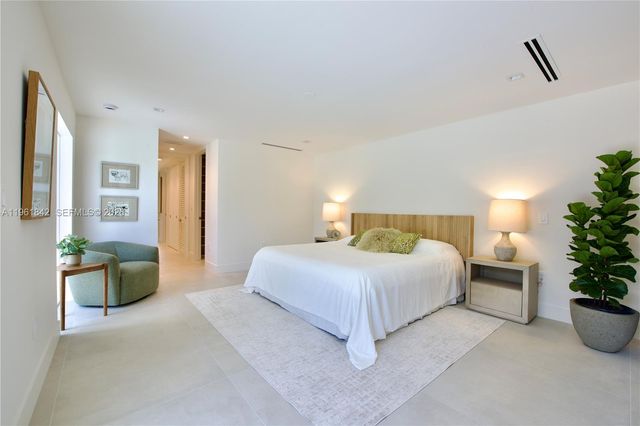 49 NW 108th St, Miami Shores, FL 33168