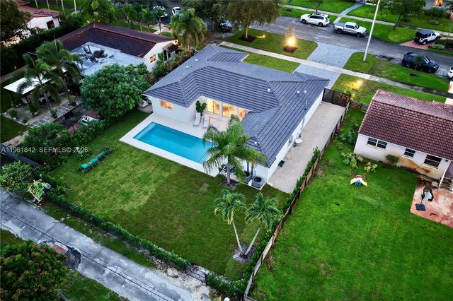 49 NW 108th St, Miami Shores, FL 33168