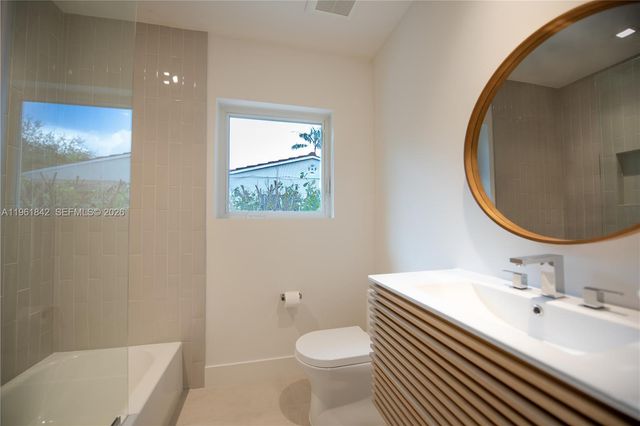 49 NW 108th St, Miami Shores, FL 33168