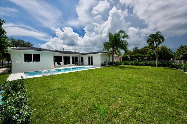 49 NW 108th St, Miami Shores, FL 33168