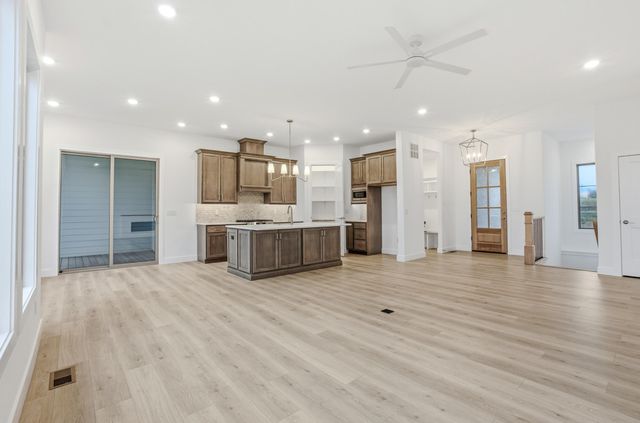 701 NAPA DR, Columbia, MO 65203