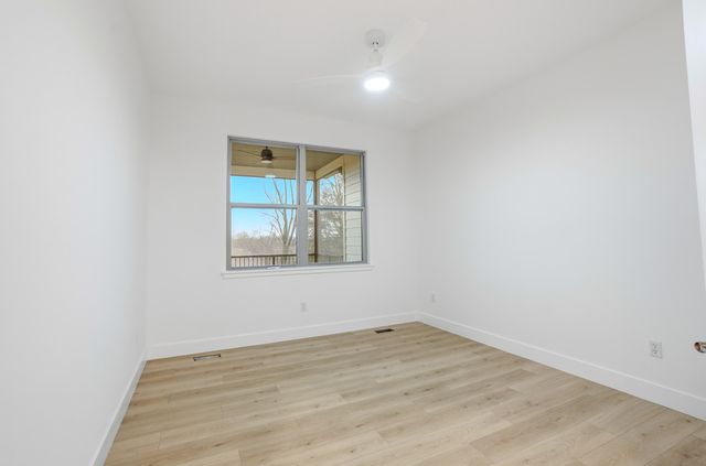 701 NAPA DR, Columbia, MO 65203