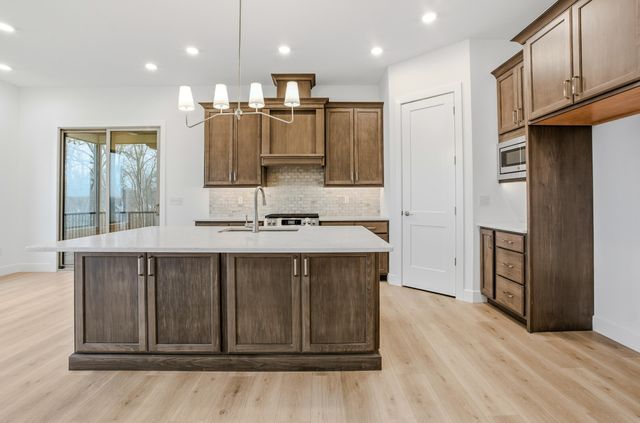 701 NAPA DR, Columbia, MO 65203