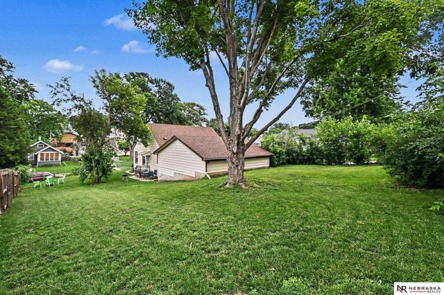 4136 S 39th Avenue, Omaha, NE 68107